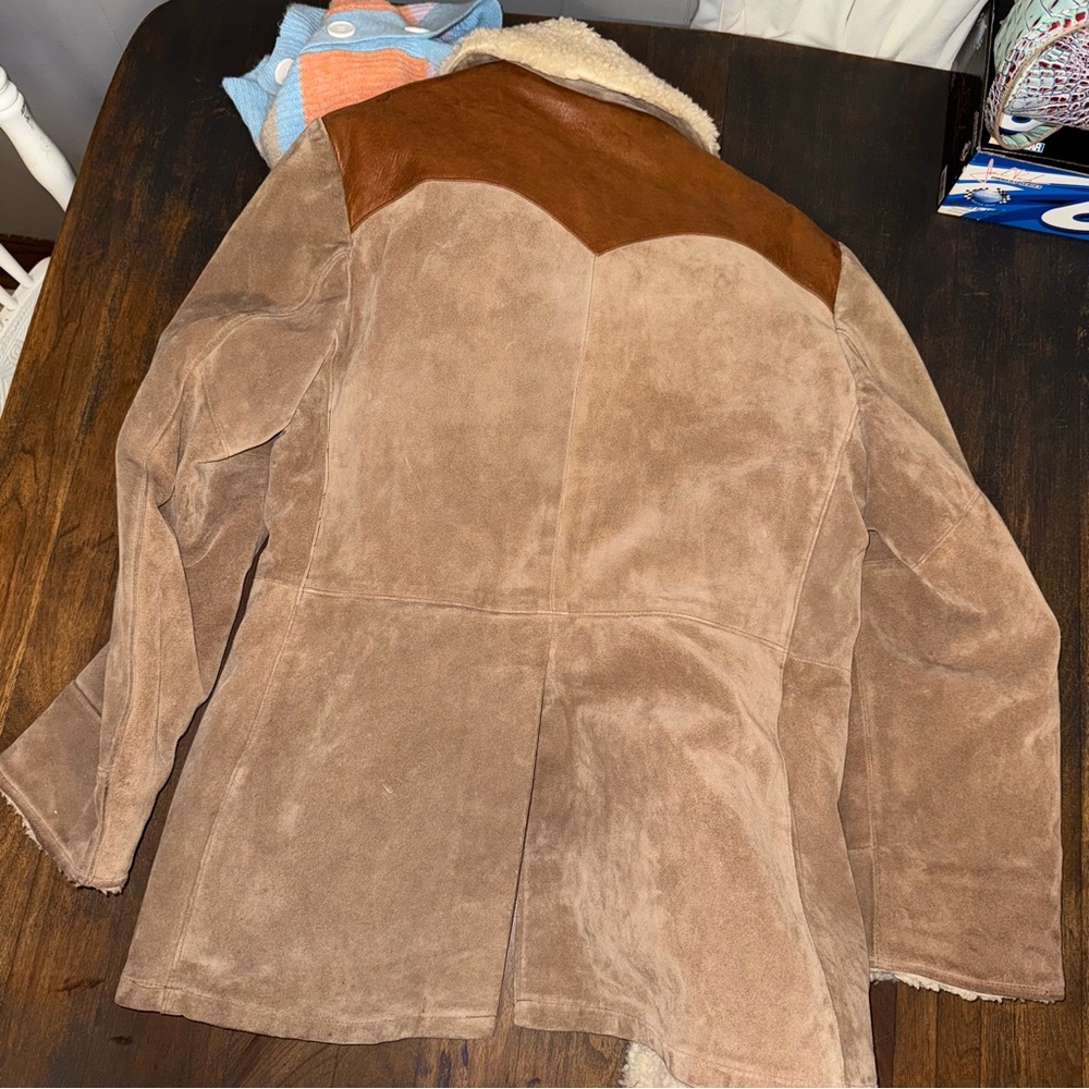 Men's Tan Shearling Coat - Picture 3 of 7